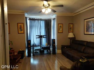 Main picture of 633 Mount Hope St