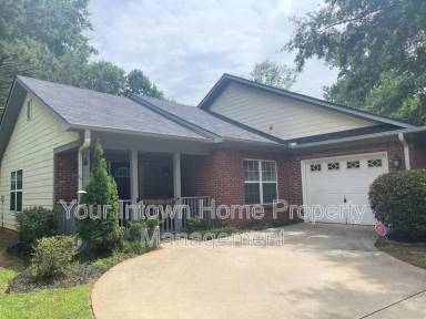 Main picture of 2780 Silver Hill Ter SE