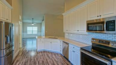 Main picture of 108 Bunker Hill Ln
