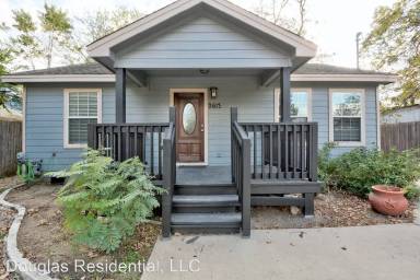Main picture of 2613 Francisco St