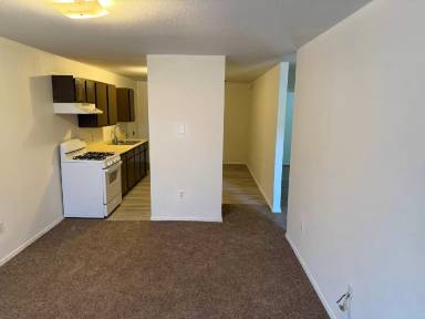 Main picture of 583 E Roller Ave