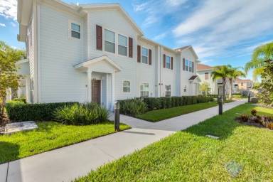 Main picture of 3206 Oyster Ln