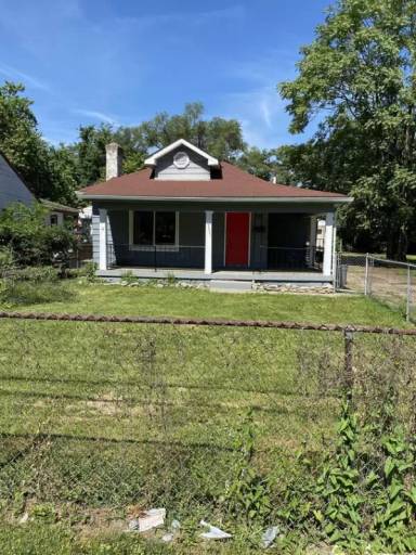 Main picture of 1804 Highland St