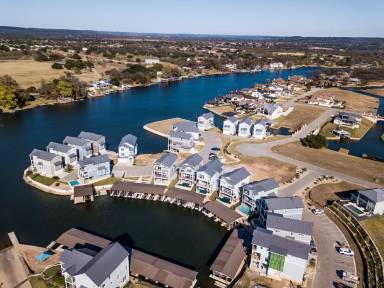 Main picture of 208 Marina Blf