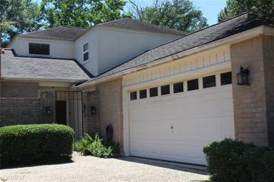 Main picture of 15723 Steamboat Ln