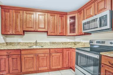 Main picture of 7604 NW 3rd Ave