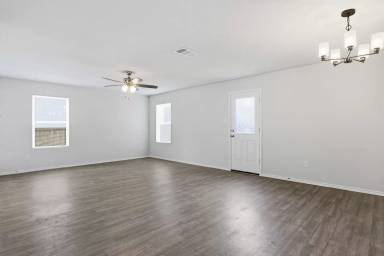 Main picture of 853 Eagles Nest Dr