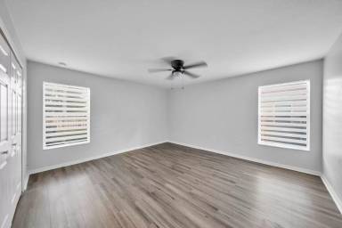 Main picture of 29 SW 24th Pl