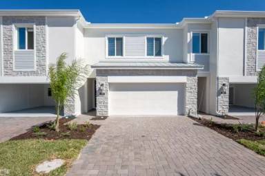 Main picture of 286 Bogey Dr