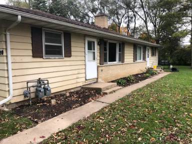 Main picture of 6320 Roselawn Ave