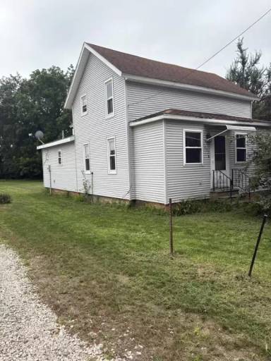 Main picture of 1027 1st Ave NW
