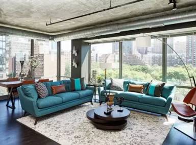 Main picture of 714 S Clark St