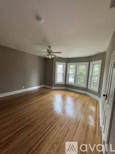 Main picture of 613 Walnut St