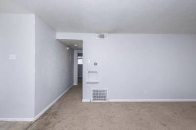 Main picture of 651 29th St