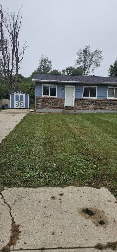Main picture of 51569 County Road 109