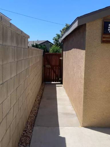 Main picture of 7860 1/2 Calobar Ave