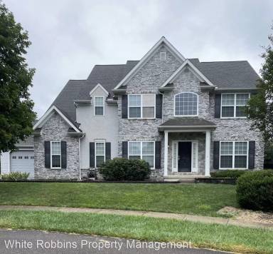 Main picture of 9 Grace Ln
