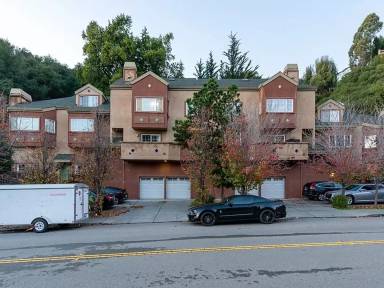 Main picture of 158 Caldecott Ln