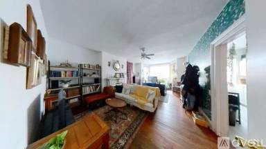 Main picture of 803 Saint Paul St