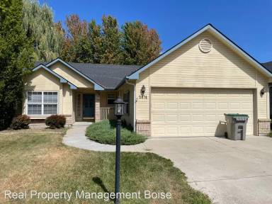 Main picture of 5874 N Parchment Ave