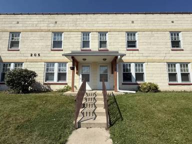Main picture of 205 Birch Ave