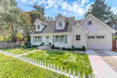 Main picture of 275 E Napa St