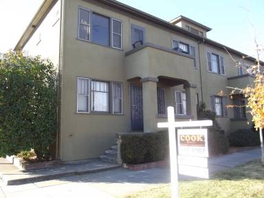 Main picture of 2722 T St