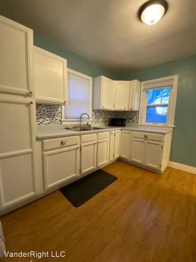 Main picture of 2129 S Spring Ave