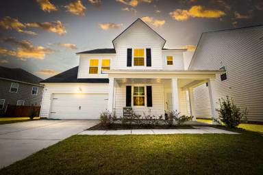 Main picture of 1226 Spotflower St