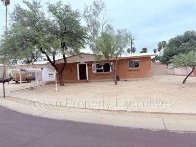 Main picture of 4834 N Los Altos Pl