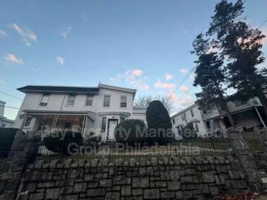 Main picture of 224 N 65th St