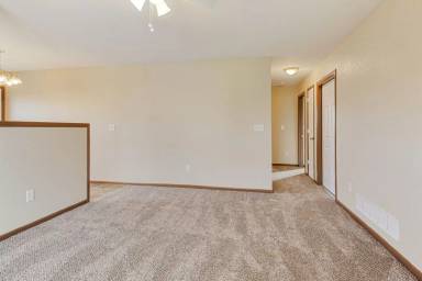 Main picture of 1400 SE Henley Ct