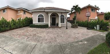 Main picture of 14126 SW 166th Ter