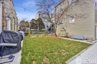 Main picture of 2107 W Huron St