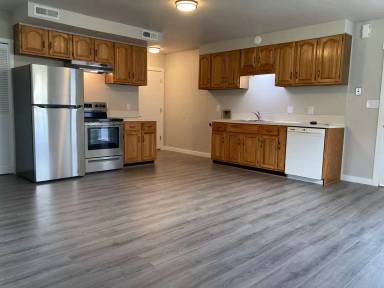 Main picture of 2587 W Bradford Ave