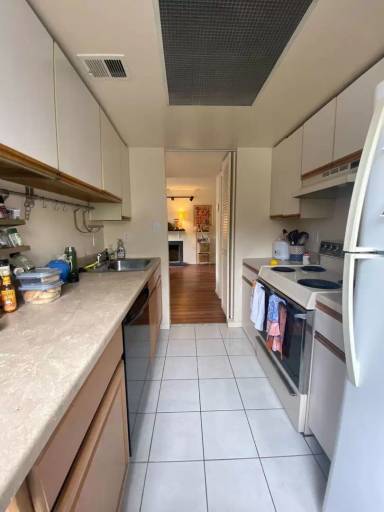 Main picture of 1700 17th St NW