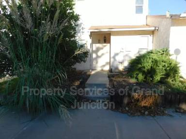 Main picture of 563 E Good Hope Cir