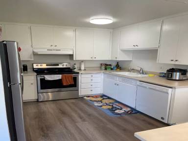 Main picture of 968 Walnut St