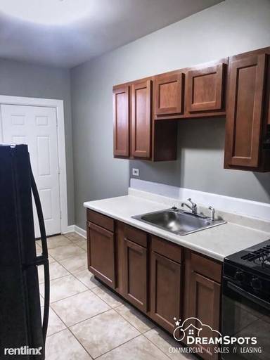 Main picture of 7702 S Cornell Ave
