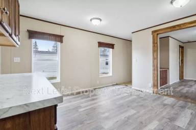Main picture of 111 S Cedar Dr