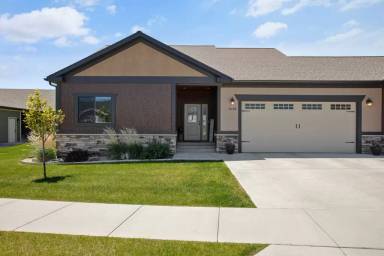 Main picture of 6436 Southern Bluffs Ln