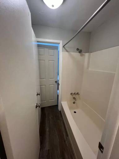 Main picture of 44 E Willow St