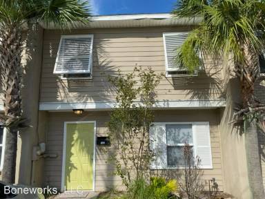 Main picture of 122 Drake St