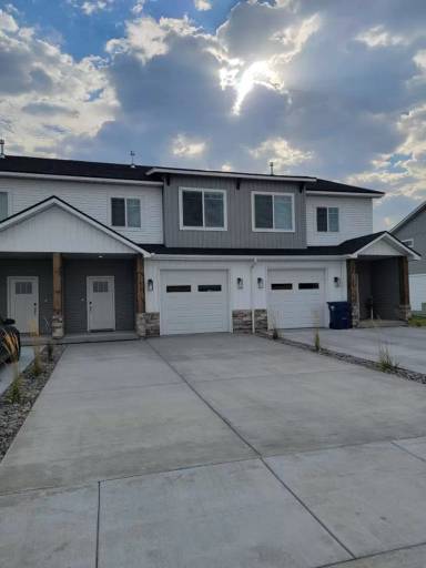 Main picture of 429 Huckleberry Ln