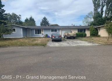 Main picture of 2624 State St