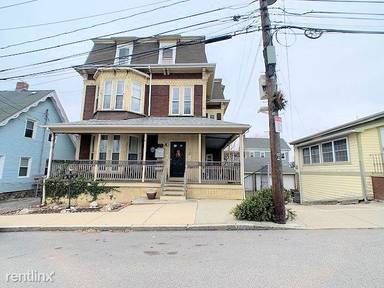 Main picture of 22 Woodworth St