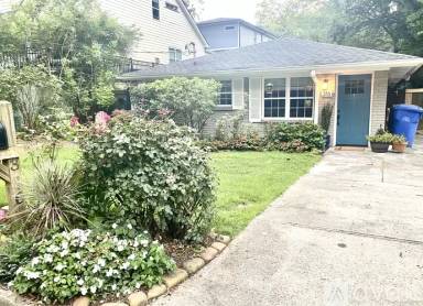 Main picture of 316 Nelms Ave NE