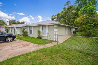 Main picture of 5443 Sago Ave