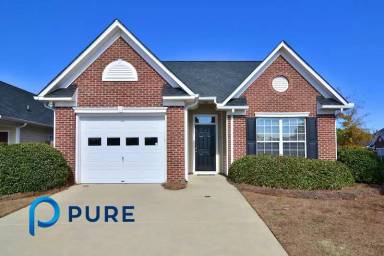 Main picture of 800 Sandmyrtle Cir
