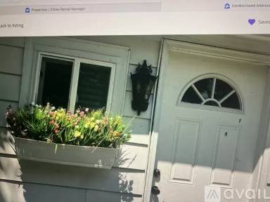 Main picture of 171 W Broadway St